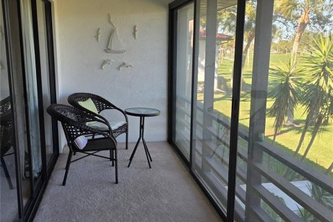 Condominio en alquiler en Bradenton, Florida, 2 dormitorios, 110.09 m2 № 2108932 - foto 5