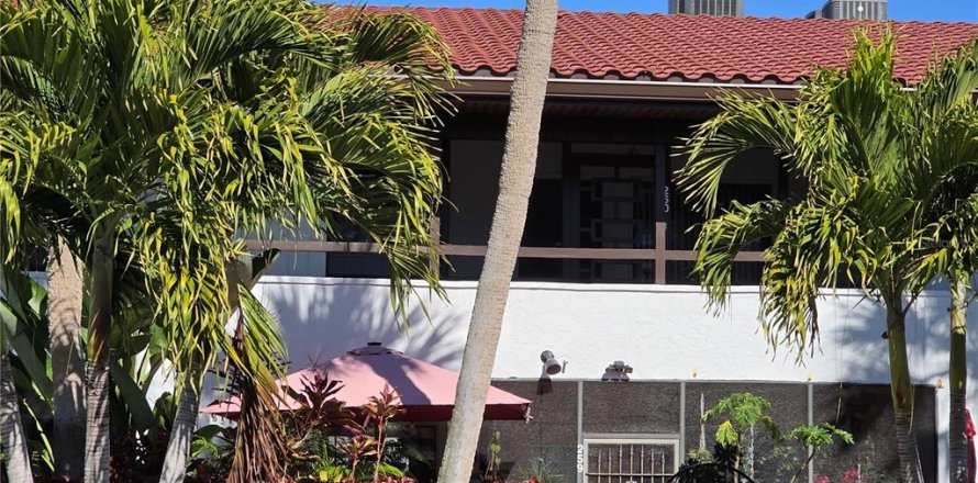 Condominio en Bradenton, Florida, 2 dormitorios № 2108932