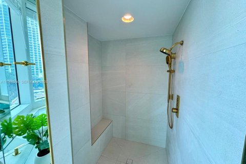 Condominio en alquiler en Miami Beach, Florida, 3 dormitorios, 217.39 m2 № 2010349 - foto 18
