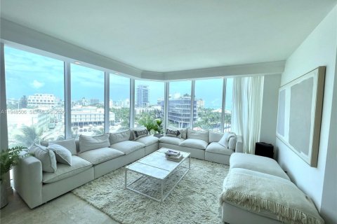 Condominio en Miami Beach, Florida, 3 dormitorios  № 2010349