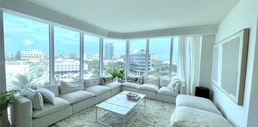 Condominio en Miami Beach, Florida, 3 dormitorios  № 2010349