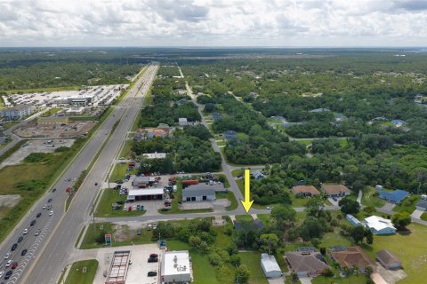 Commercial property in Port Charlotte, Florida 4 bedrooms, 195.47 sq.m. № 2386250 - photo 23