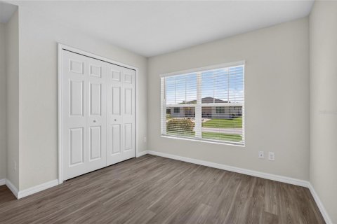 Commercial property in Port Charlotte, Florida 4 bedrooms, 195.47 sq.m. № 2386250 - photo 15