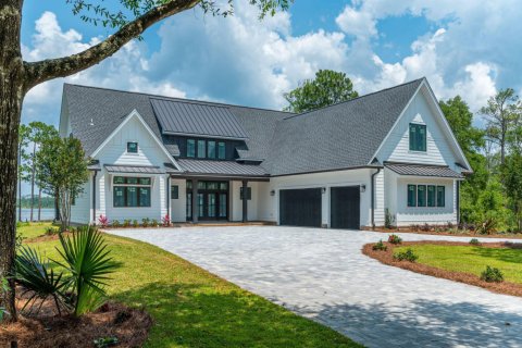 Villa ou maison à vendre à Niceville, Floride: 5 chambres, 361.58 m2 № 561237 - photo 1