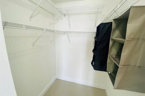 Condo in Hollywood, Florida, 2 bedrooms  № 2249726 - photo 15