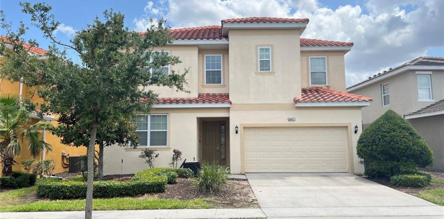 Casa en Davenport, Florida 12 dormitorios, 454.01 m2 № 1677710