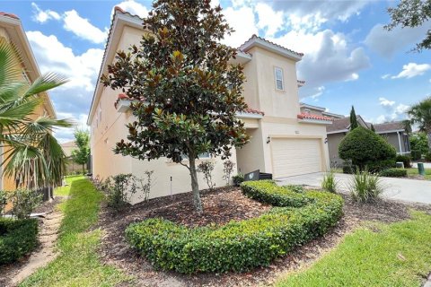 Casa en venta en Davenport, Florida, 12 dormitorios, 454.01 m2 № 1677710 - foto 2