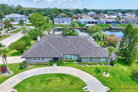 House in Palm Coast, Florida 4 bedrooms, 274.9 sq.m. № 1855771 - photo 2