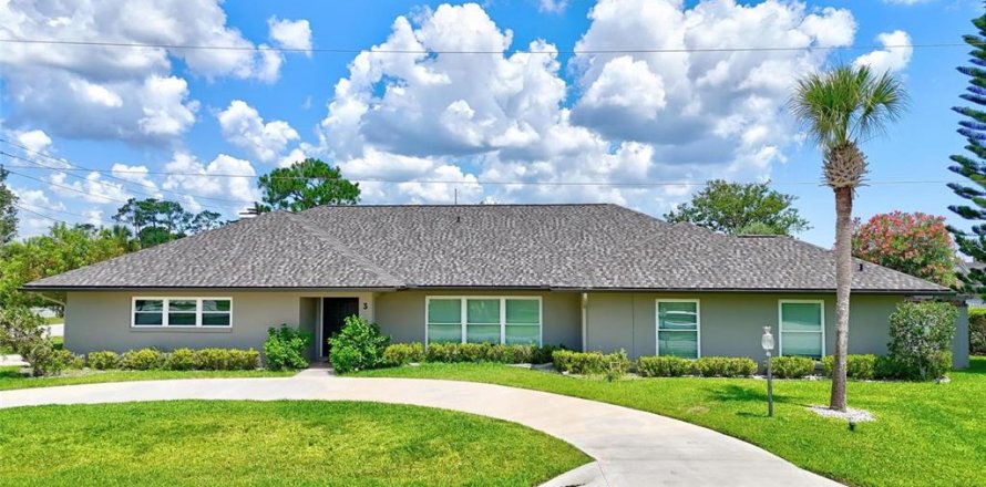 House in Palm Coast, Florida 4 bedrooms, 274.9 sq.m. № 1855771