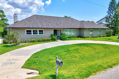 House in Palm Coast, Florida 4 bedrooms, 274.9 sq.m. № 1855771 - photo 17