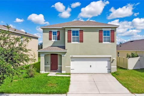 House in Davenport, Florida 5 bedrooms, 234.3 sq.m. № 2418978