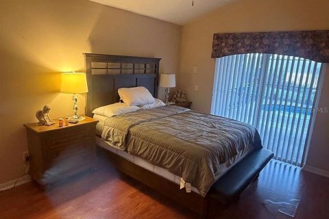 House in Deltona, Florida 4 bedrooms, 201.69 sq.m. № 2195992 - photo 9