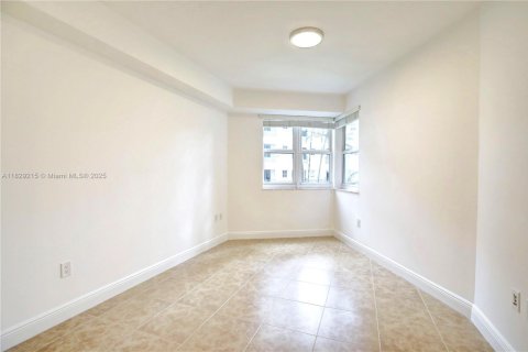 Condo in Aventura, Florida, 2 bedrooms  № 1807661 - photo 6