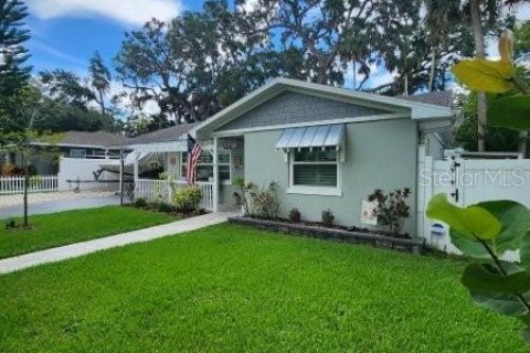 Casa en venta en New Port Richey, Florida, 2 dormitorios, 100.71 m2 № 1813663 - foto 2