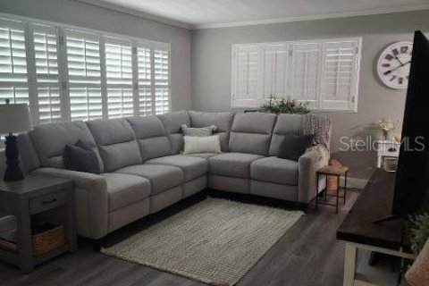 Casa en venta en New Port Richey, Florida, 2 dormitorios, 100.71 m2 № 1813663 - foto 15