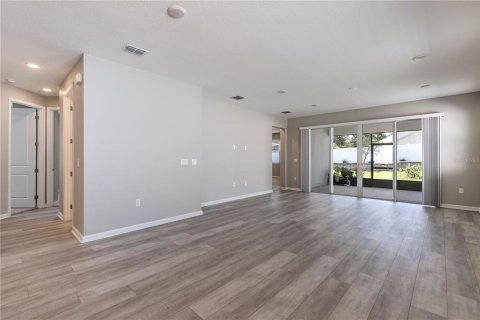 House in Leesburg, Florida 4 bedrooms, 179.12 sq.m. № 1837699 - photo 28