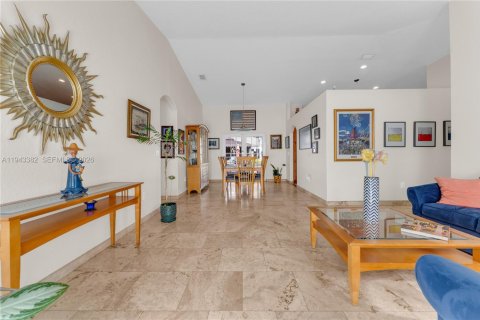 Купить виллу или дом в Хайалиа, Флорида 4 спальни, 195.37м2, № 2005417 - фото 30