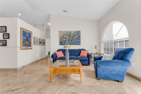 Купить виллу или дом в Хайалиа, Флорида 4 спальни, 195.37м2, № 2005417 - фото 28