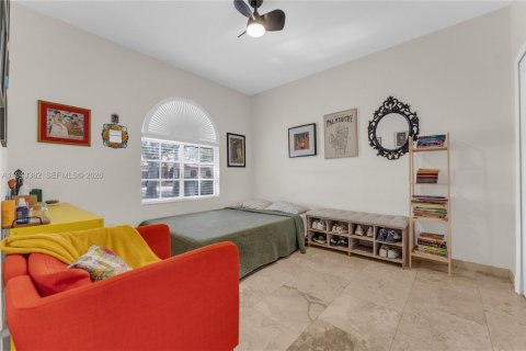 Купить виллу или дом в Хайалиа, Флорида 4 спальни, 195.37м2, № 2005417 - фото 14