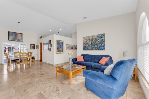 Купить виллу или дом в Хайалиа, Флорида 4 спальни, 195.37м2, № 2005417 - фото 29