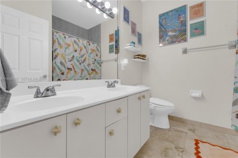 Купить виллу или дом в Хайалиа, Флорида 4 спальни, 195.37м2, № 2005417 - фото 19