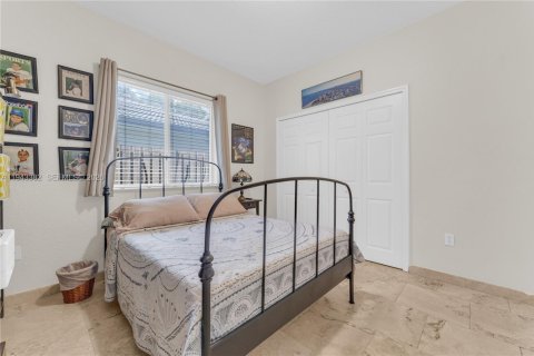 Купить виллу или дом в Хайалиа, Флорида 4 спальни, 195.37м2, № 2005417 - фото 18