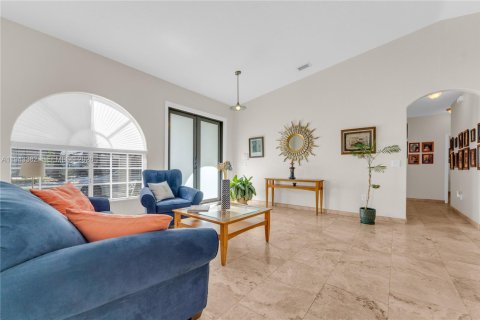 Купить виллу или дом в Хайалиа, Флорида 4 спальни, 195.37м2, № 2005417 - фото 27