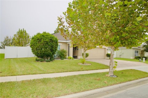 House in Davenport, Florida 4 bedrooms, 172.8 sq.m. № 1659365 - photo 5