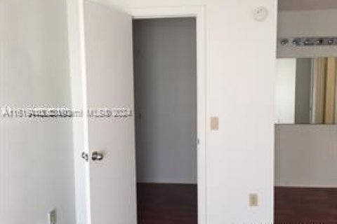 Copropriété à vendre à West Palm Beach, Floride: 2 chambres, 84.45 m2 № 1985100 - photo 5