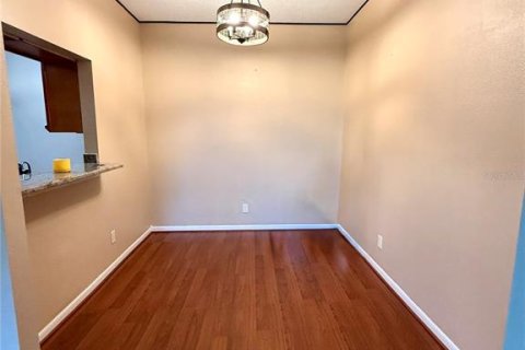 Condo in Winter Haven, Florida, 2 bedrooms  № 1873877 - photo 8