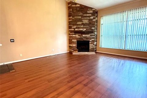 Condo in Winter Haven, Florida, 2 bedrooms  № 1873877 - photo 4