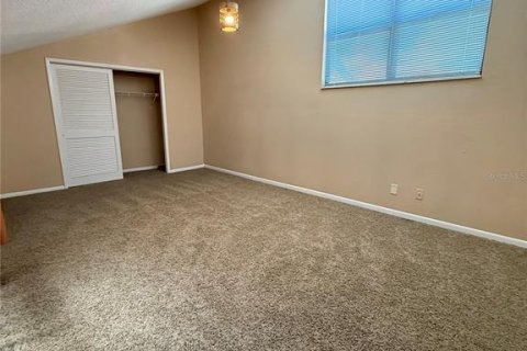 Condo in Winter Haven, Florida, 2 bedrooms  № 1873877 - photo 27