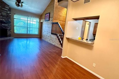 Condo in Winter Haven, Florida, 2 bedrooms  № 1873877 - photo 7