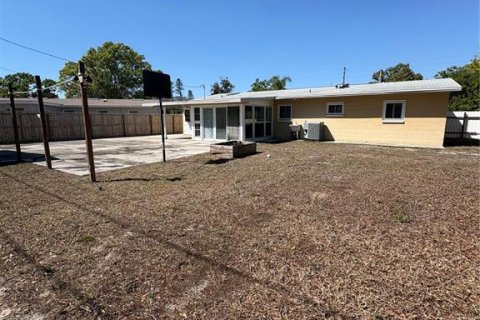 Villa ou maison à louer à Saint Petersburg, Floride: 3 chambres, 120.77 m2 № 2219047 - photo 14