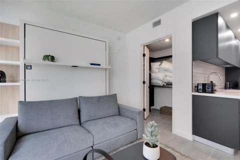 Copropriété à louer à Miami, Floride: 41.43 m2 № 1782091 - photo 5