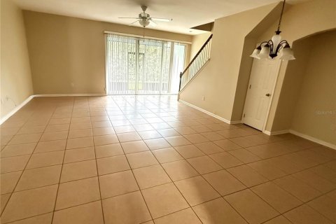 Touwnhouse à louer à Kissimmee, Floride: 3 chambres, 187.01 m2 № 2156490 - photo 2