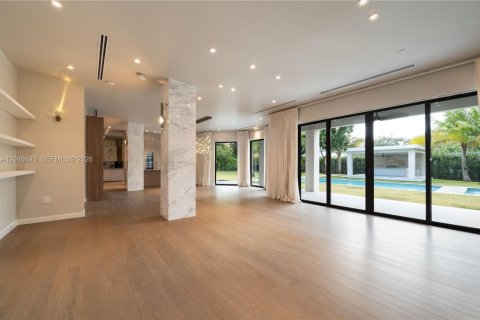 Villa ou maison à vendre à Pinecrest, Floride: 7 chambres, 590.21 m2 № 2185946 - photo 8