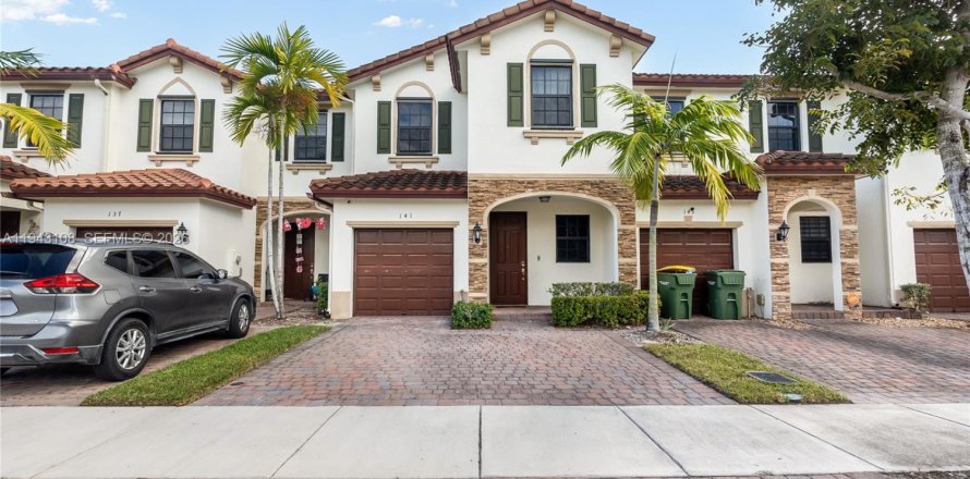 Touwnhouse à Homestead, Floride 3 chambres, 152.55 m2 № 1999462