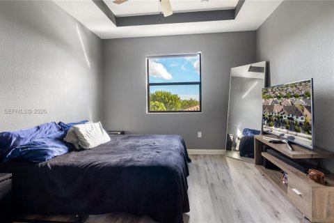 Touwnhouse à louer à Homestead, Floride: 3 chambres, 152.55 m2 № 1999462 - photo 17