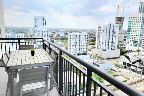Condo in Miami, Florida, 2 bedrooms  № 2254326 - photo 8