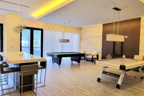 Condo in Miami, Florida, 2 bedrooms  № 2254326 - photo 25