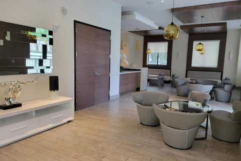Condo in Miami, Florida, 2 bedrooms  № 2254326 - photo 22