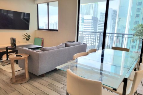 Condo in Miami, Florida, 2 bedrooms  № 2254326 - photo 4