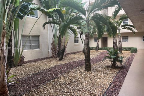 Condominio en venta en Miami, Florida, 2 dormitorios, 99.87 m2 № 1989198 - foto 5