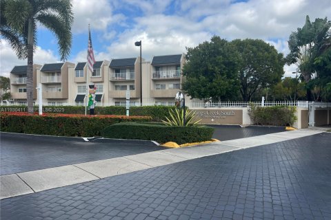 Condominio en venta en Miami, Florida, 2 dormitorios, 99.87 m2 № 1989198 - foto 3