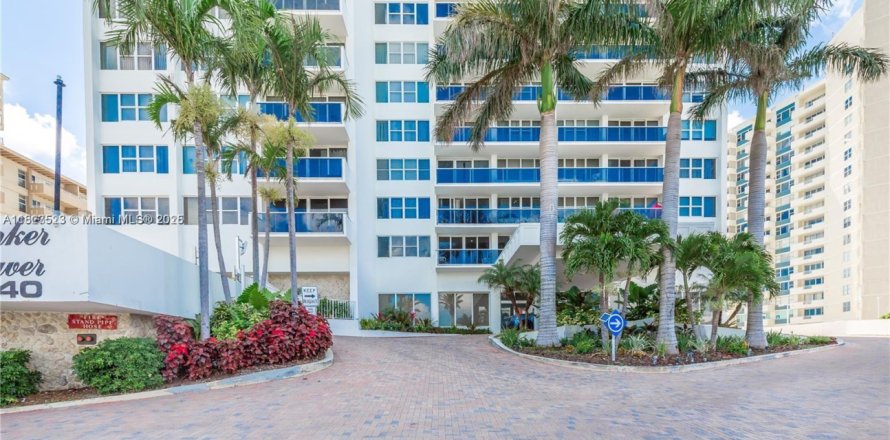Condo à Hallandale Beach, Floride, 1 chambre № 1788744