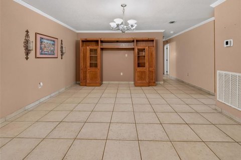 House in Tampa, Florida 3 bedrooms, 224.45 sq.m. № 2236190 - photo 6