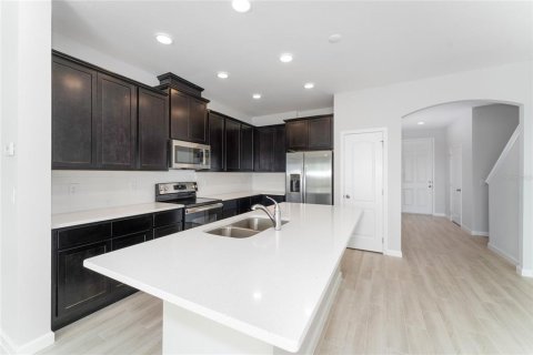Touwnhouse à vendre à Orlando, Floride: 3 chambres, 146.51 m2 № 2415146 - photo 6