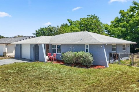 Villa ou maison à vendre à Port Richey, Floride: 3 chambres, 112.04 m2 № 2351557 - photo 3
