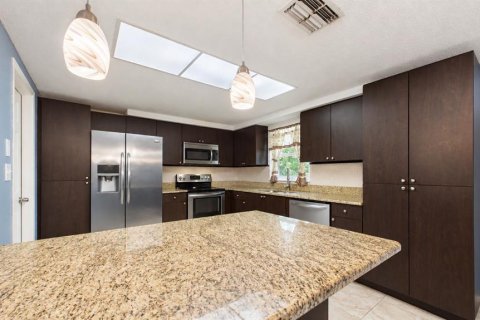 Villa ou maison à vendre à Port Richey, Floride: 3 chambres, 112.04 m2 № 2351557 - photo 15